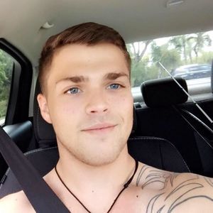 Meet your Posher, Christopher